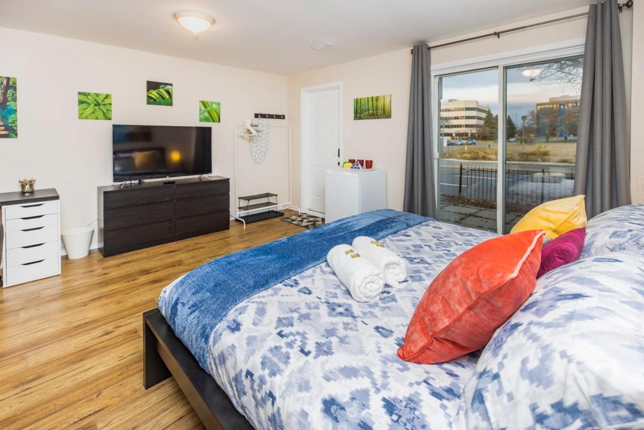 Modern Studio W King Bed - Central Ottawa Exterior photo